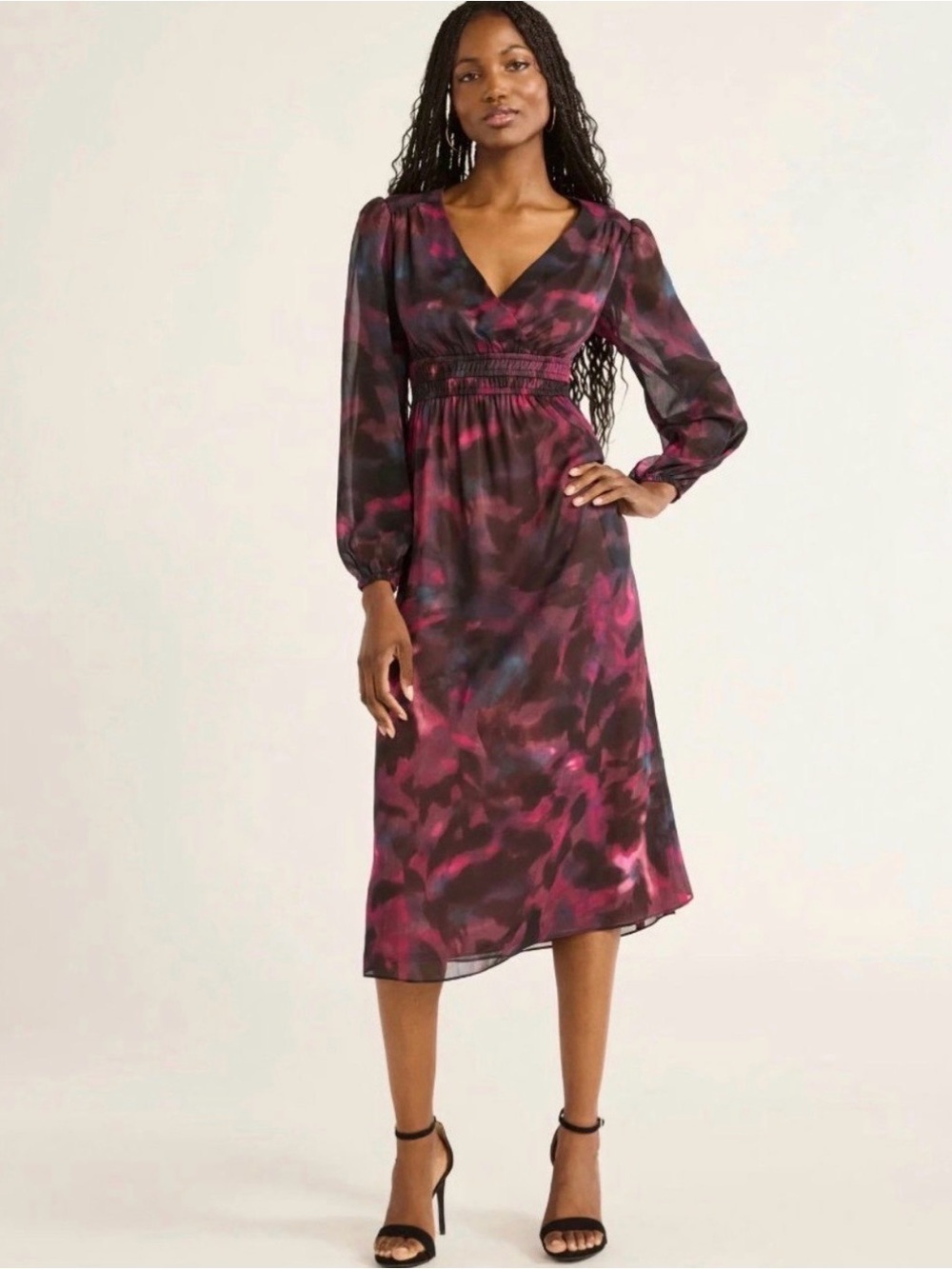 V-Neck Long Sleeve Midi Dress